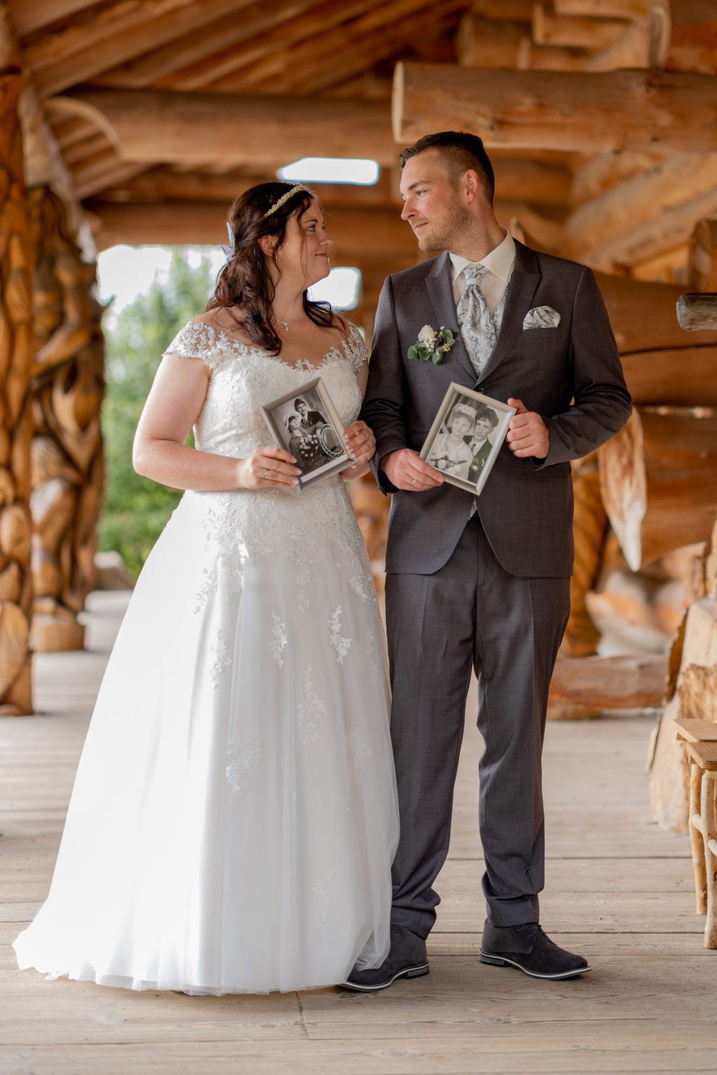 01 - 2021-08-07 Hochzeit Chrissi & Toni (Brautpaarshooting)-Top15 (6)